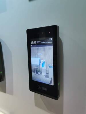 Prezzo buono Terminale di Riconoscimento Facciale Impermeabile IP66 in Lega di Alluminio da 10 Pollici per Controllo Accessi in linea